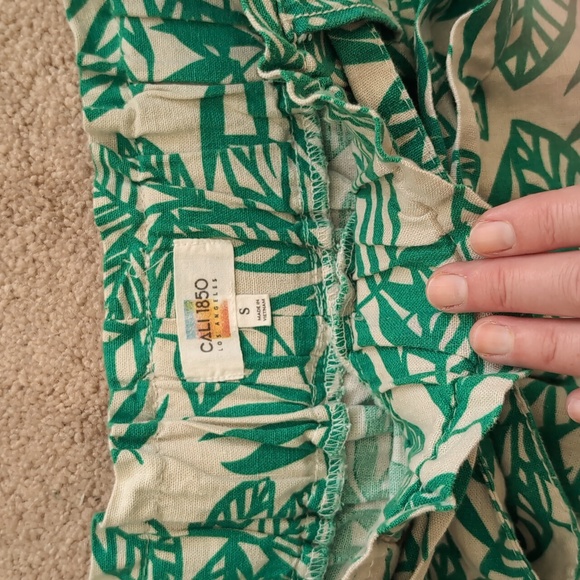 Linen palm leaf shorts - Picture 2 of 5